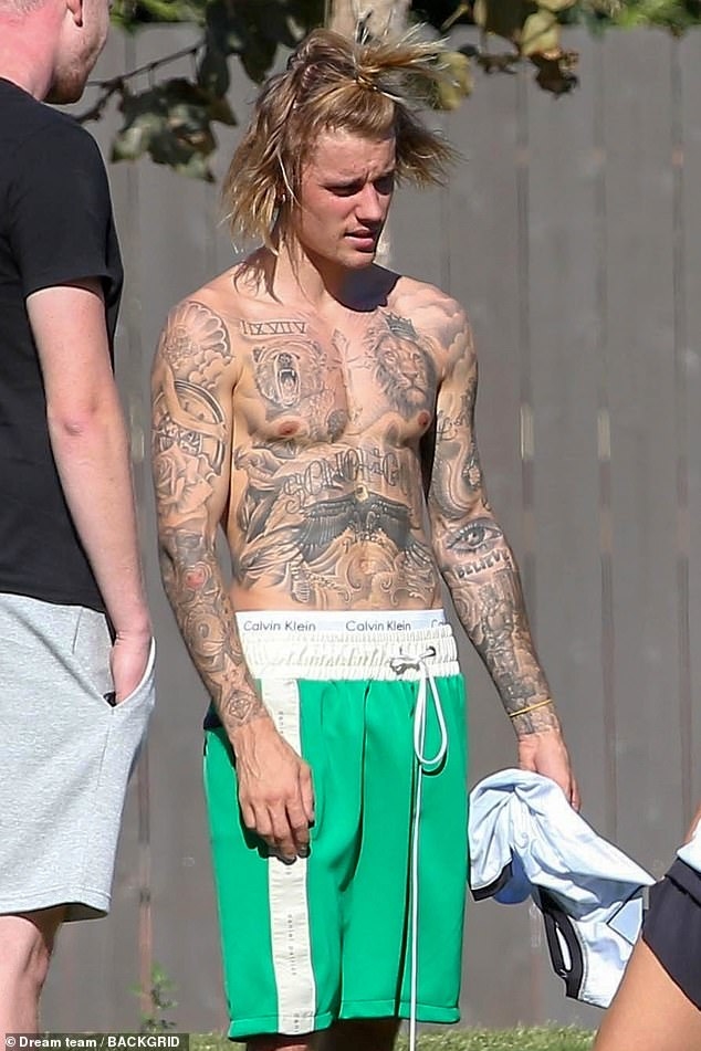 Ngoại hình xuống cấp của siêu sao quốc tế Justin Bieber
