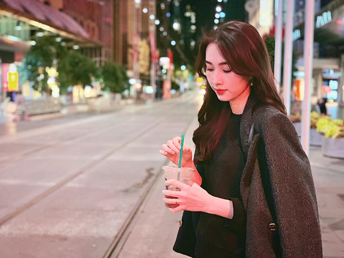 Nhã Phương đẹp xuất sắc, Đặng Thu Thảo vướng nghi vấn mang bầu lần hai
