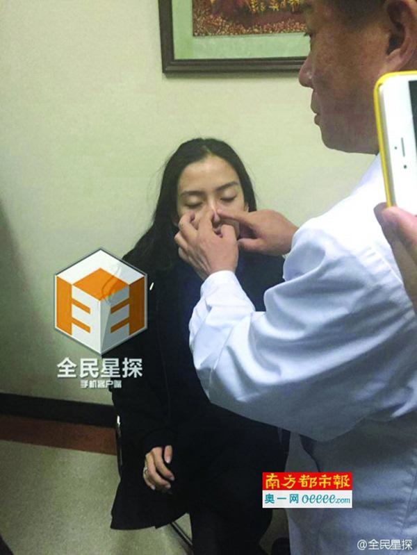 Những cặp vợ chồng dao kéo cả đôi của showbiz Châu Á