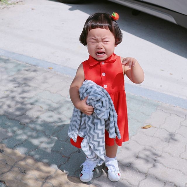 Những em bé nổi như cồn vì sở hữu mái tóc chẳng giống ai