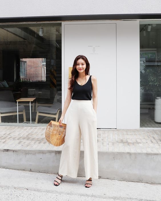 Những mẫu quần thời thượng mang lại sự trẻ trung cho phụ nữ 30