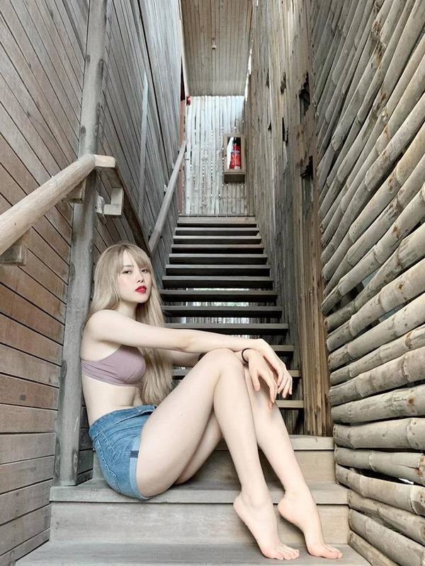 Những mỹ nhân Việt sở hữu đôi chân cực phẩm khó rời mắt