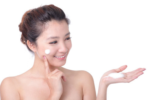 Những sai lầm mà chị em nào cũng mắc phải khi dùng kem chống nắng