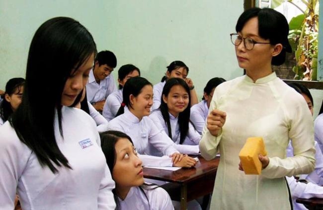 Sao nữ Việt đình đám nhưng 1 thời phải đóng vai quần chúng: