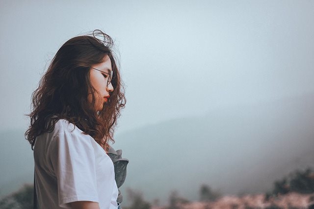 Phụ nữ lỡ một lần đó, hãy mạnh mẽ tìm một tình yêu mới