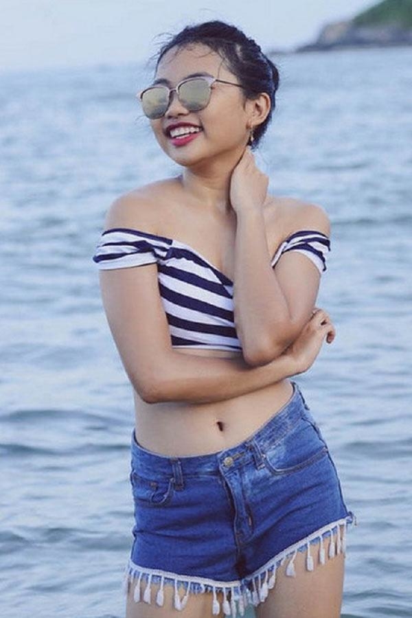 Phương Mỹ Chi thay đổi 360 sau khi bị chê mặc hở bạo không phù hợp