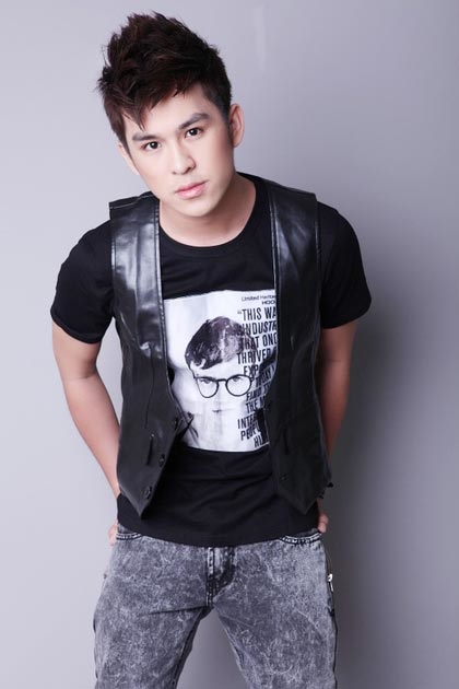 Sao teen đời đầu sau hơn 10 năm: Người sự nghiệp vững chắc, người chật