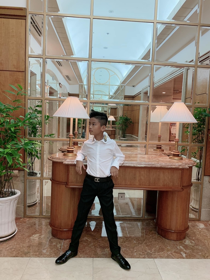 Sao Việt chi bộn tiền cho học phí mỗi năm của con cái