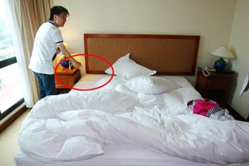 Sao Việt mất đồ hiệu và những chuyện cười ra nước mắt