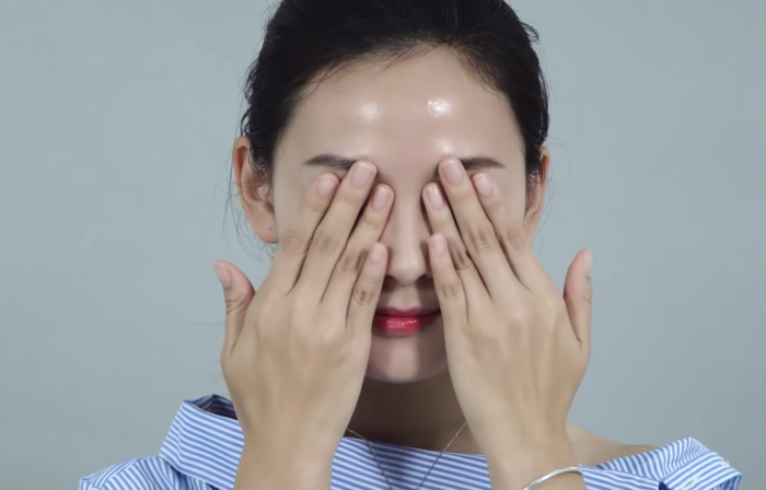 Những câu hỏi thường gặp khi sử dụng kem mắt