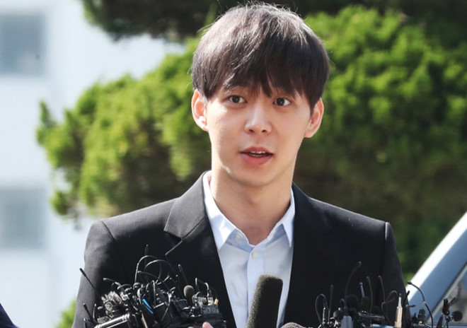 Seungri, Park Yoochun những Chàng trai vàng của làng bê bối nhấn chì