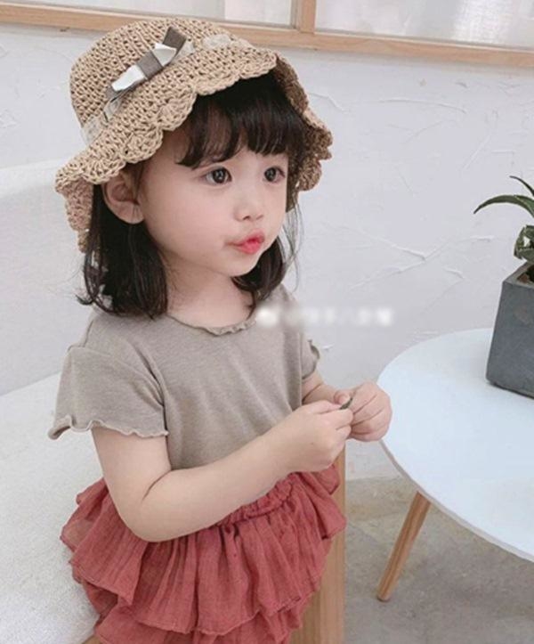 Số phận các mẫu nhí: Bị mẹ ruột bạo hành và xem như công cụ kiếm tiền