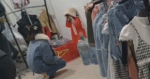 Số phận các mẫu nhí: Bị mẹ ruột bạo hành và xem như công cụ kiếm tiền