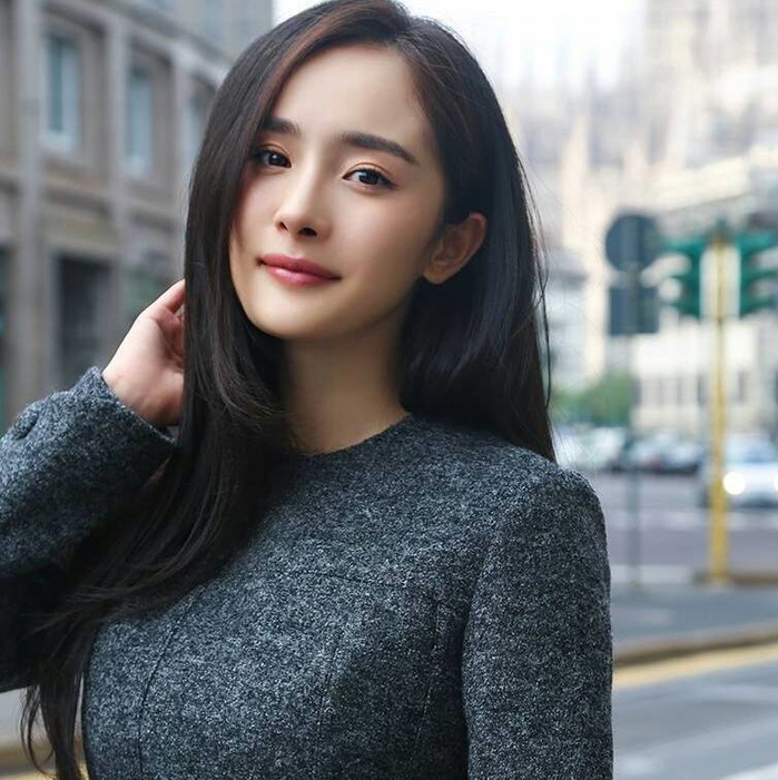 Song Hye Kyo, Dương Mịch, Lâm Tâm Như: 3 bóng hồng đối đáp khôn khéo