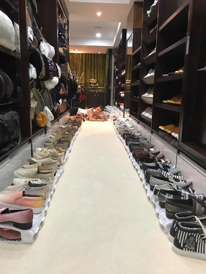 Trấn Thành và loạt sao Việt sở hữu các bộ sưu tập to bằng cả cửa hàng