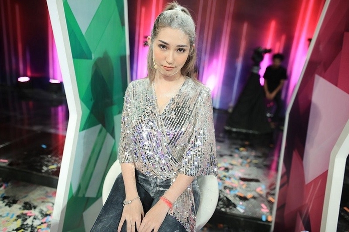 Trường Giang bị chê vô duyên khi tiết lộ chuyện đời tư đồng nghiệp