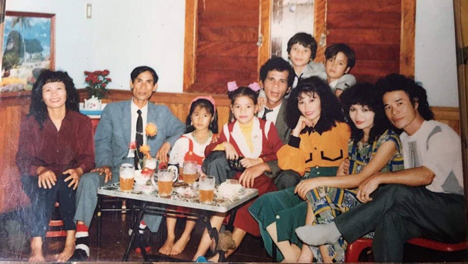 Trường Giang nịnh đầm vợ, Trấn Thành - Hari Won khóa môi ở Paris