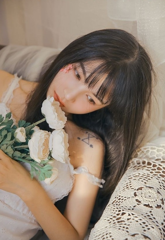 Tử vi chủ nhật (14/04): Tình cảm Kim Ngưu có nhiều biến động