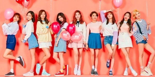 TWICE đã hết thời “bánh bèo”, “lột xác” ngoạn mục thế này đây