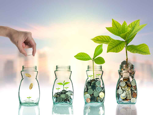 Với mức lương dưới 10 triệu một tháng, làm gì để đủ sống mà còn có dư?