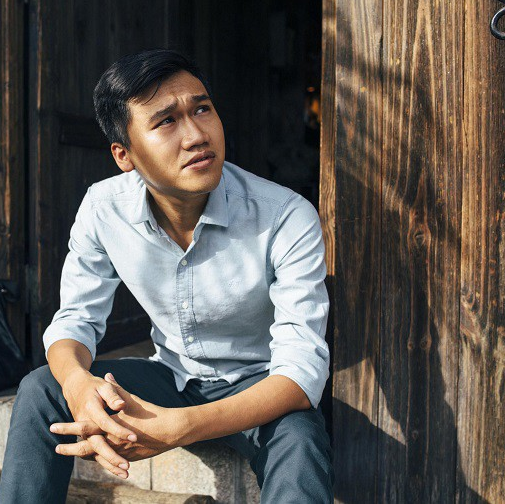 Mr. Cần trô Xuân Nghị trước khi đổi đời: Từng làm tạp vụ, chạy xe ôm