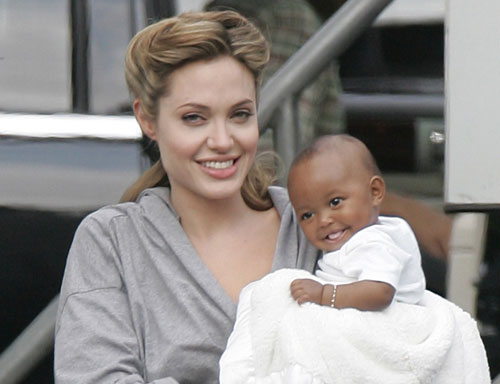 6 nhóc tỳ nhà Jolie-Pitt thay đổi thế nào?