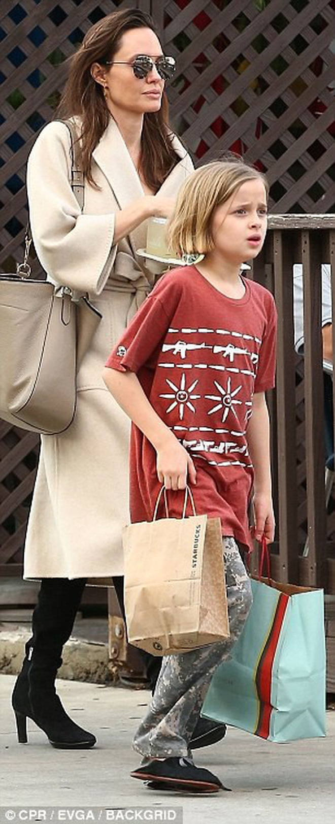 6 nhóc tỳ nhà Jolie-Pitt thay đổi thế nào?