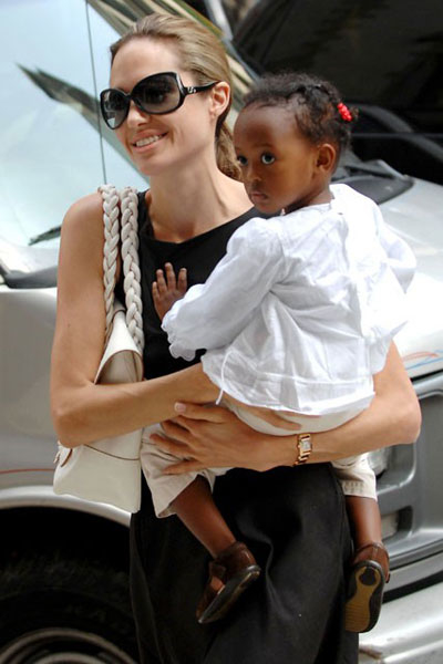 6 nhóc tỳ nhà Jolie-Pitt thay đổi thế nào?