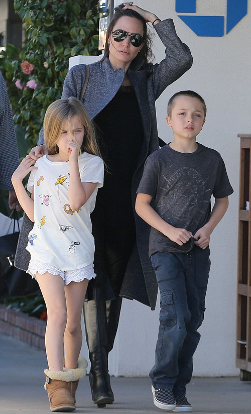 6 nhóc tỳ nhà Jolie-Pitt thay đổi thế nào?