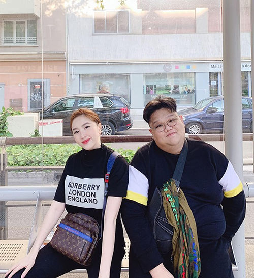 Ảnh hot sao Việt: Hòa Minzy và bạn trai sắp về chung 1 nhà?