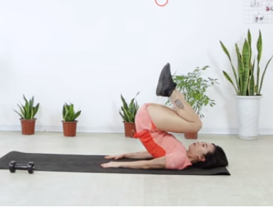 Những bài tập giúp các cô gái sở hữu vòng eo con kiến