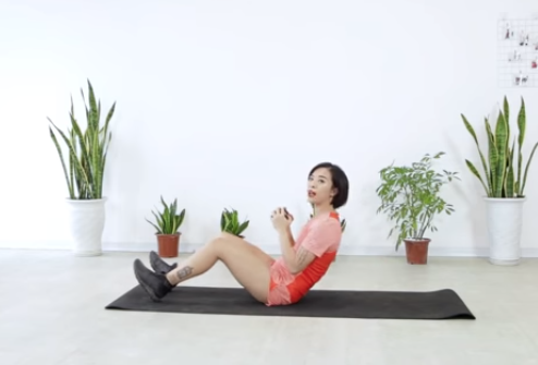 Những bài tập giúp các cô gái sở hữu vòng eo con kiến