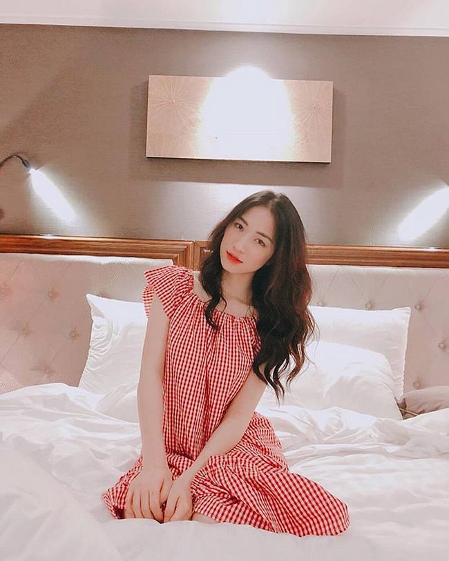Bất ngờ cuộc sống của những người đẹp chia tay cầu thủ đình đám Việt N