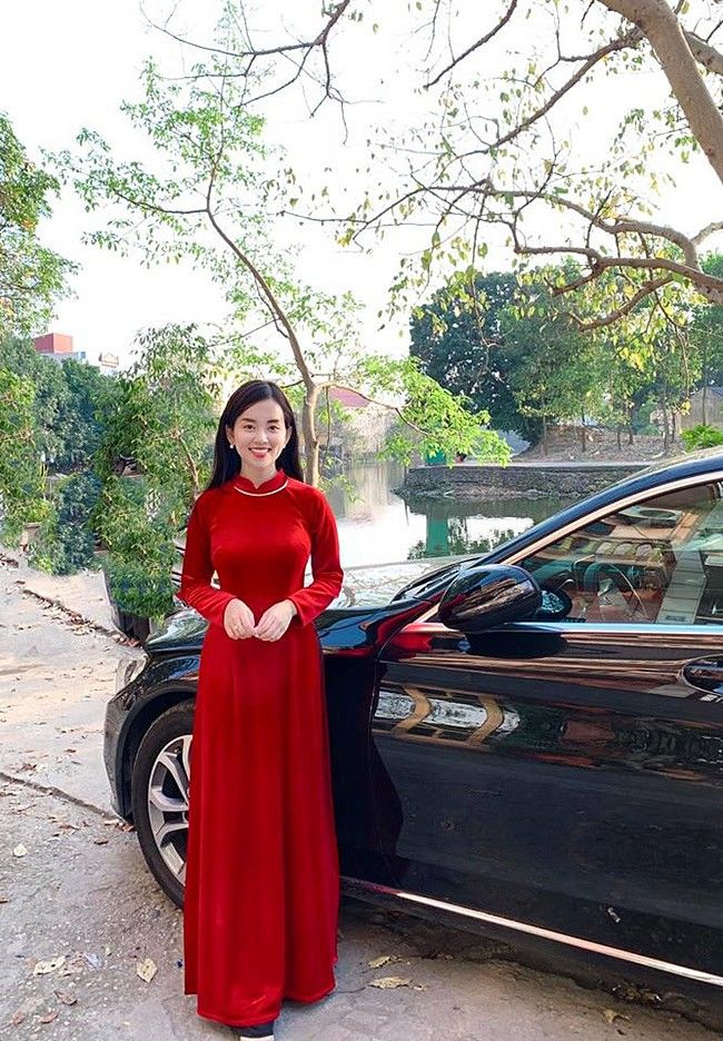 Bất ngờ cuộc sống của những người đẹp chia tay cầu thủ đình đám Việt N