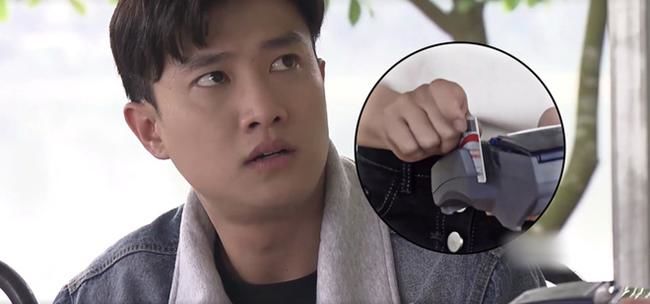 Các hạt sạn phi lý đến hài hước trong Về Nhà Đi Con