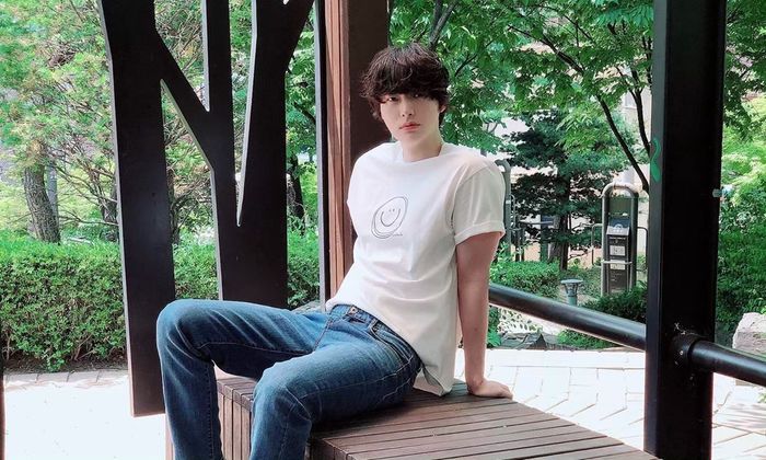 Nhờ Goo Hye Sun chăm sóc mà Ahn Jae Hyun lột xác khó ngờ