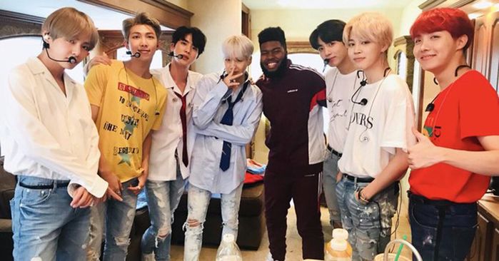 Chênh lệch ngoại hình khó tin giữa sao US-UK và sao Kpop