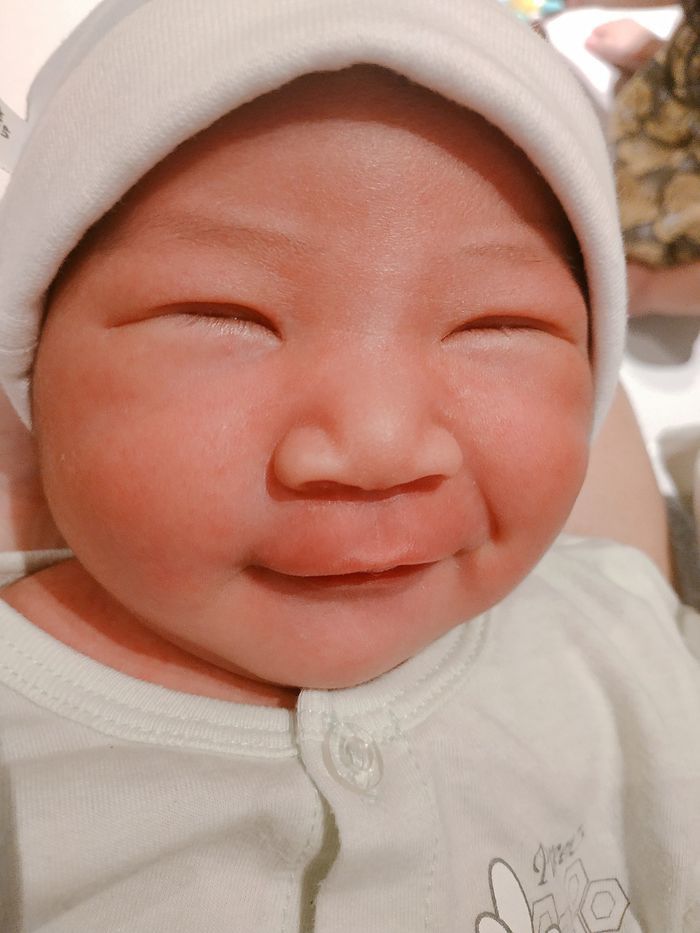 Newborn Expressions: The Art of Being Funny and Cool