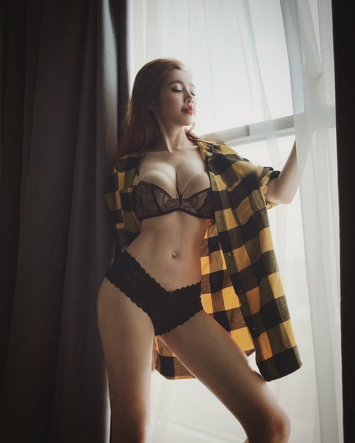 Đọ độ sexy của dàn sao nữ 8x với 9x khi diện bikini, ai sexy hơn?