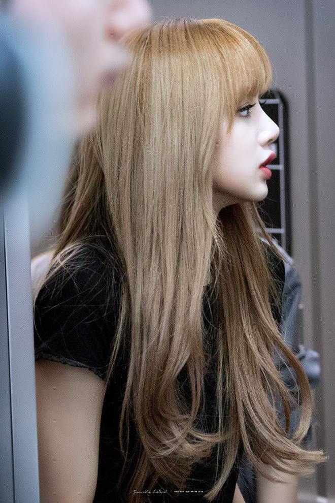Đọ góc nghiêng của 4 mẩu BlackPink: Đều cực phẩm, đẹp sắc nét