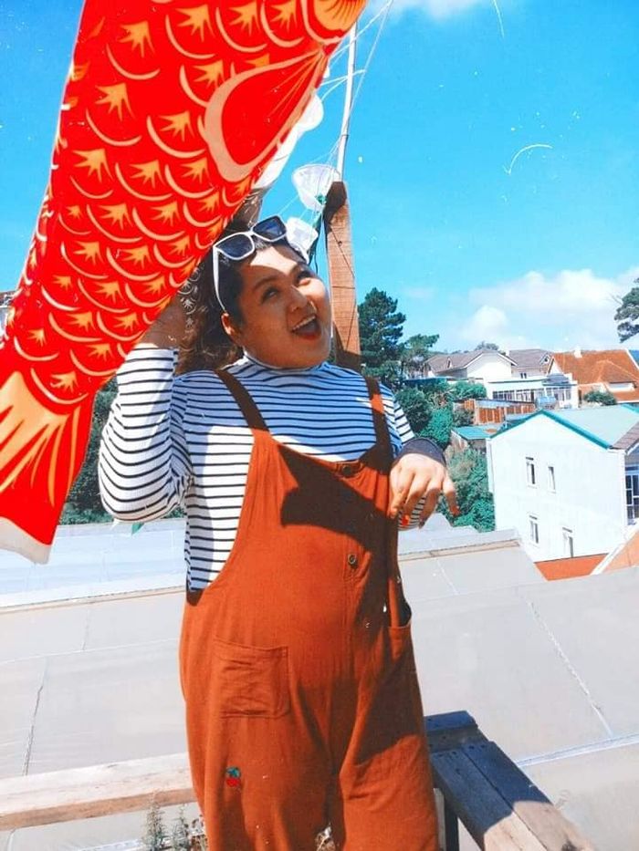 Du lịch bá đạo: Chụp ảnh đẹp là xưa rồi, bây giờ phải lầy mới mốt