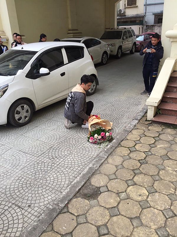 Được tỏ tình công khai thì từ chối sao cho “sang”?