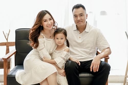 Duy Uyên “Mắt Ngọc” gây sửng sốt với nhan sắc “lão hóa ngược” sau gần