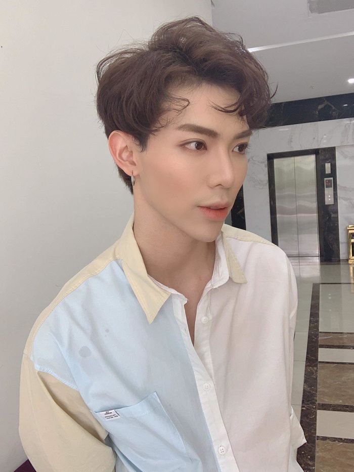 Erik và các ca sĩ Vpop live hay như nuốt đĩa