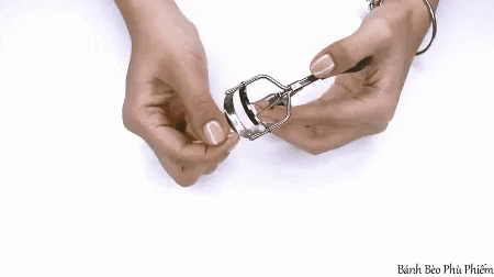 10 công dụng tuyệt vời của nước tẩy trang