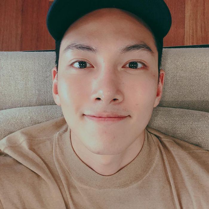 Ji Chang Wook tăng 12kg hậu xuất ngũ mất luôn cả body 6 múi