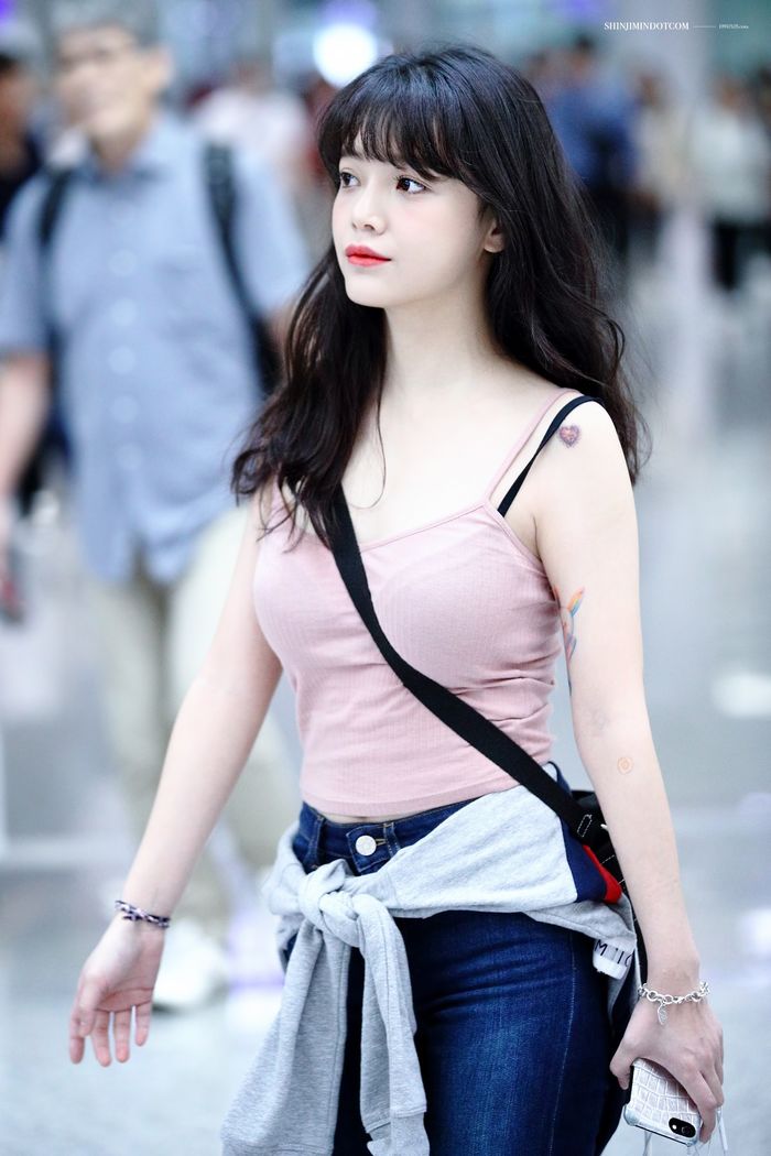 Jimin (AOA) lại gầy đáng báo động đến mức fan cũng khó lòng nhận ra