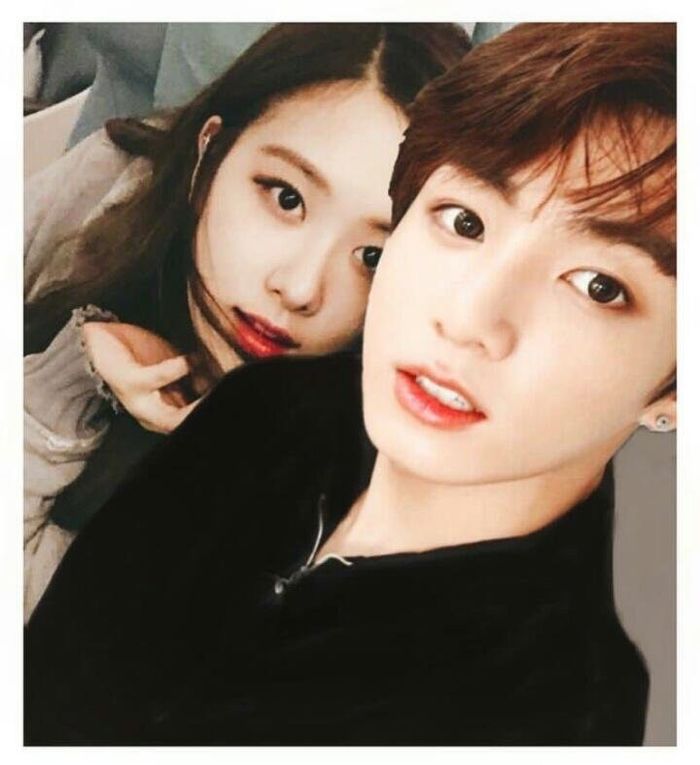 Jungkook (BTS) cuối cùng cũng công khai chuyện tình