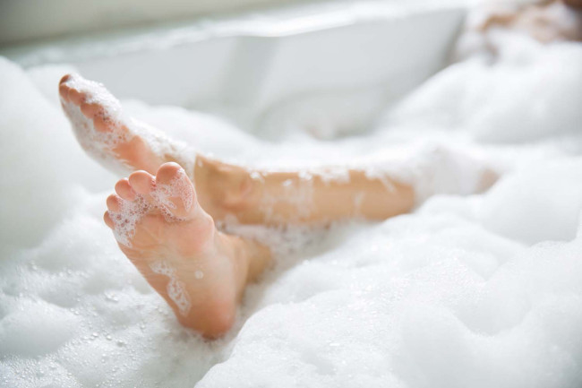 Làn da “kêu cứu” sau dịp nghỉ lễ, chuyên gia khuyên bạn làm 4 điều