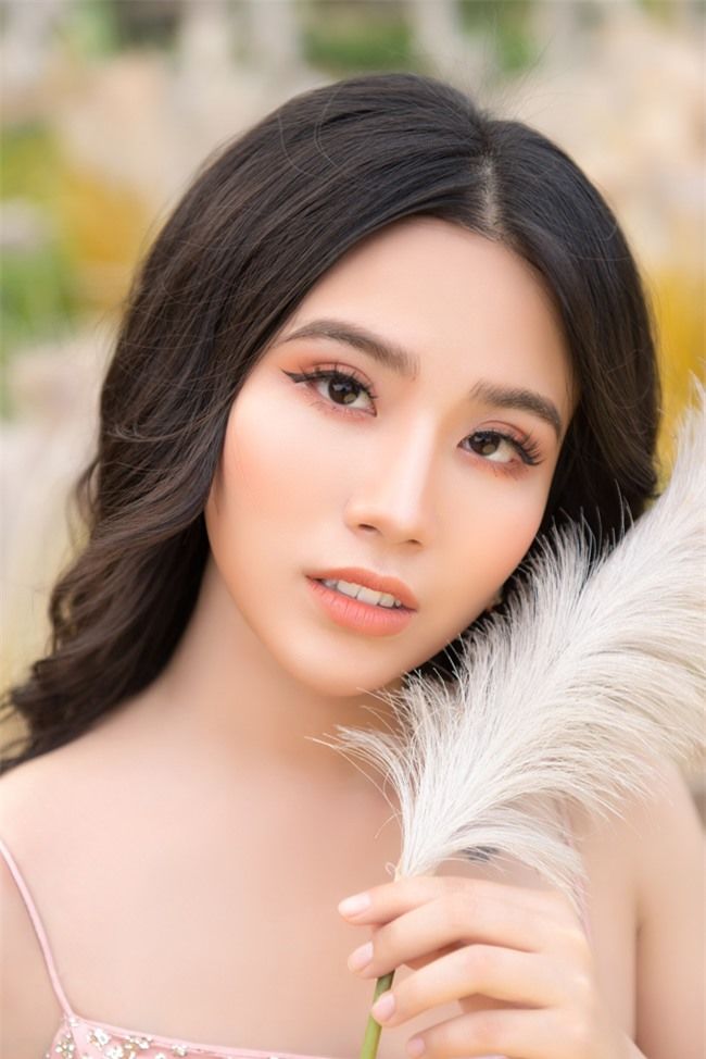Linh Miu phản ứng thế nào khi Lan cave không coi mình và Phi Huyền